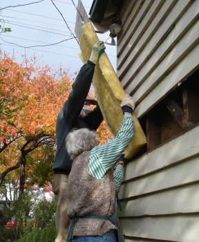 John Bragg & Barbara Finch insulate an old Armidale house