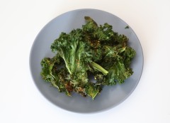 1994f_curry_kale_chips.jpg.662x0_q100_crop-scale