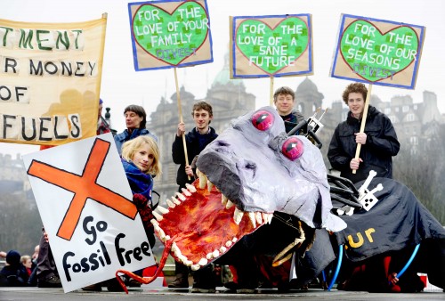 FREE PIC- Fossil Fuel Free Rally 01